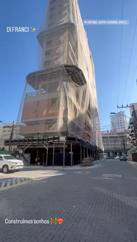 WhatsApp Video 2023-10-02 at 14.19.04.mp4